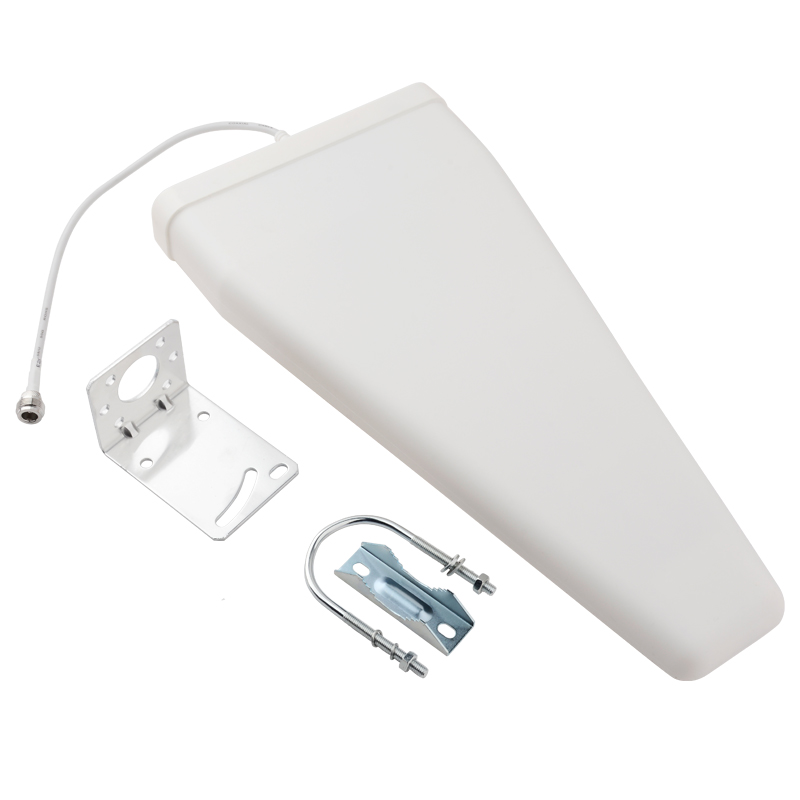  吊罗山乡对数周期天线定向接收发射700-3700MHz